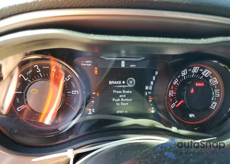 2022 Dodge Challenger Sxt z USA, uszkodzony, nr VIN 2C3CDZAG8NH215036